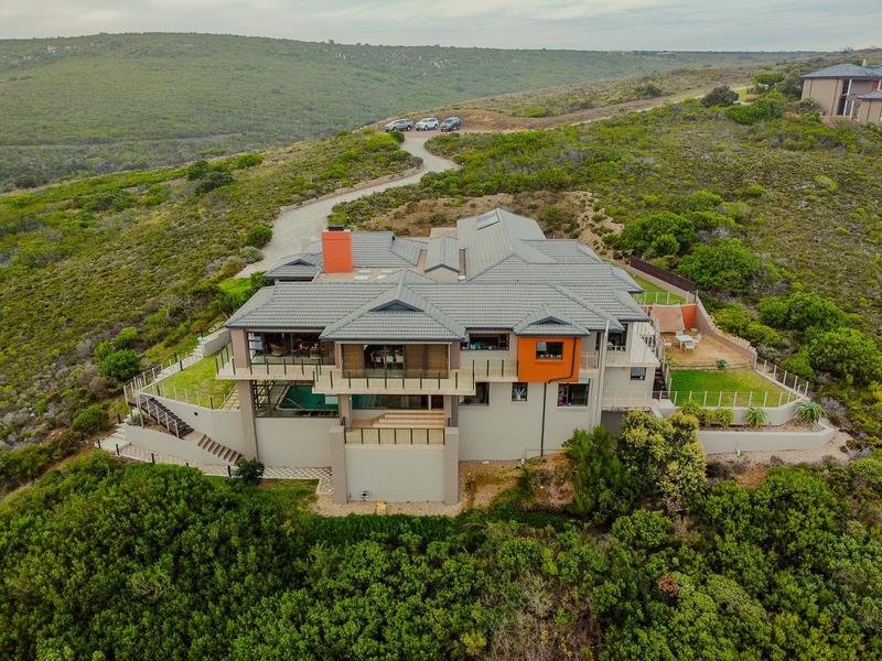 6 Bedroom Property for Sale in Dana Bay Western Cape